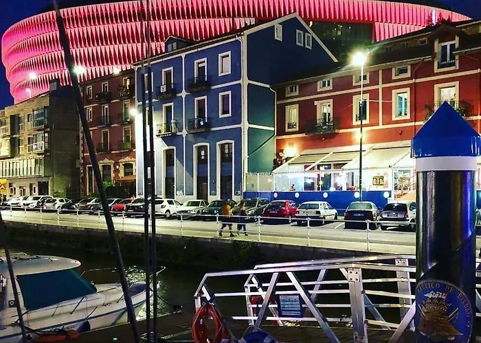 ホームステイ Amets House *